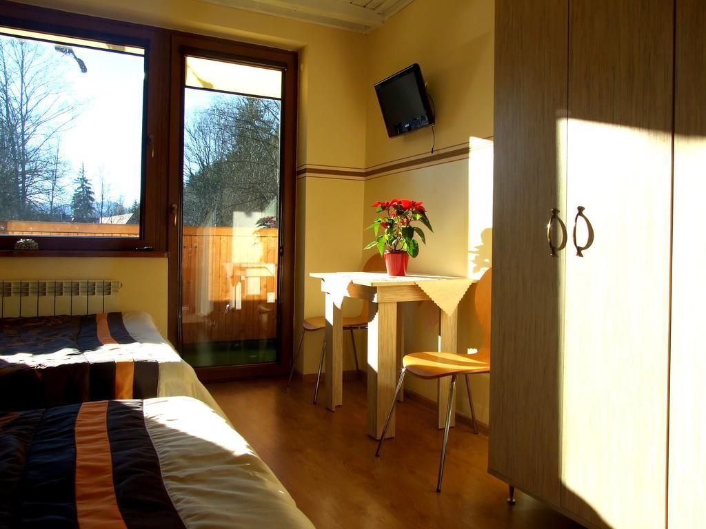 Homestay Srebrny Potok Zakopane Rum bild